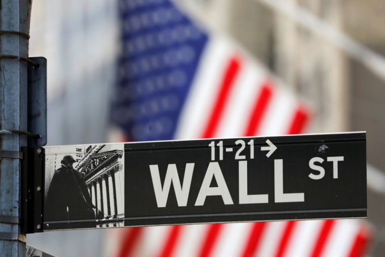 WALL STREET OUVRE EN HAUSSE