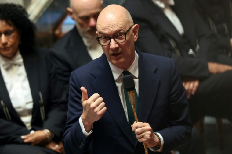 Le ministre de l'Economie Roland Lescure, s'adresse aux députés à l'Assemblée nationale, à Paris, le 23 juin 2026 ( AFP / Alain JOCARD )