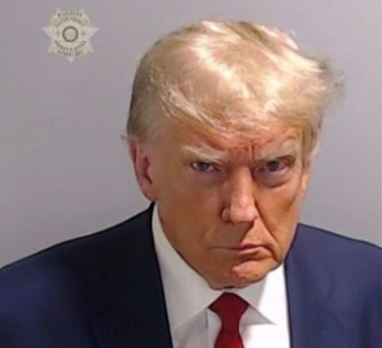 La photo d'identité judiciaire ou "mugshot" de Donald Trump, publiée le 24 août 2023 par le bureau du comté de Fulton, à Atlanta, aux Etats-Unis ( FULTON COUNTY SHERIFF'S OFFICE / - )