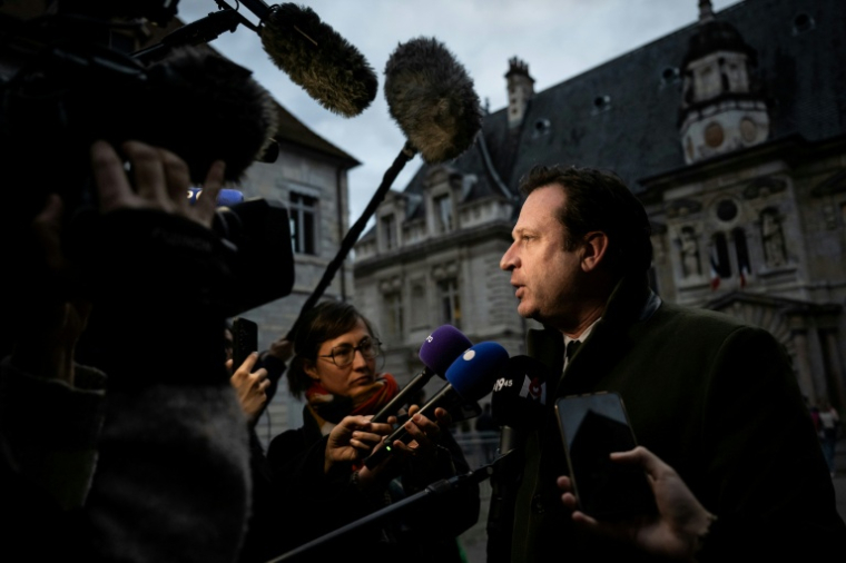 L'avocat Frédéric Berna, avocats de parties civiles au procès de Frédéric Péchier, le 15 décembre 2025 à Besançon ( AFP / ARNAUD FINISTRE )