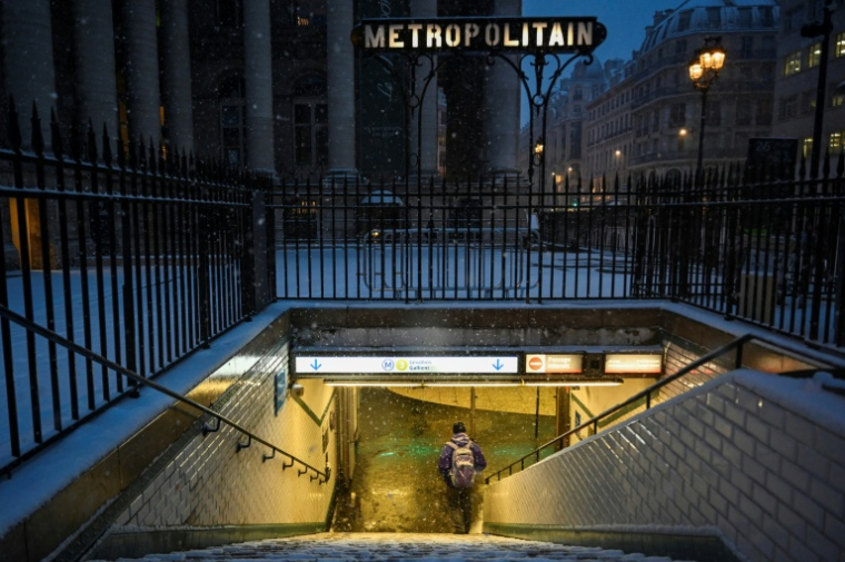 Station de métro à Paris le 7 janvier 2026 ( AFP / Christophe DELATTRE )