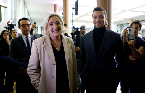 Marine Le Pen, présidente du groupe parlementaire du Rassemblement national (RN), est vue à Paris, France