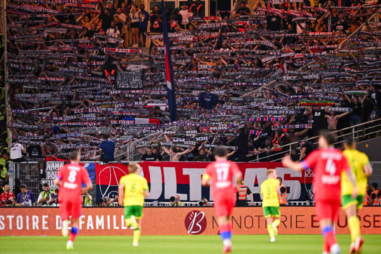 Quel est l’origine du chant « Tous ensemble, on chantera » des supporters du PSG ?