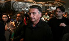 L'ancien président brésilien Jair Bolsonaro à son arrivée au Congrès à Brasilia le 21 juillet 2025 ( AFP / EVARISTO SA                   )
