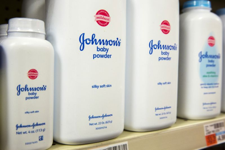 JOHNSON & JOHNSON VA SE SCINDER EN DEUX ENTREPRISES
