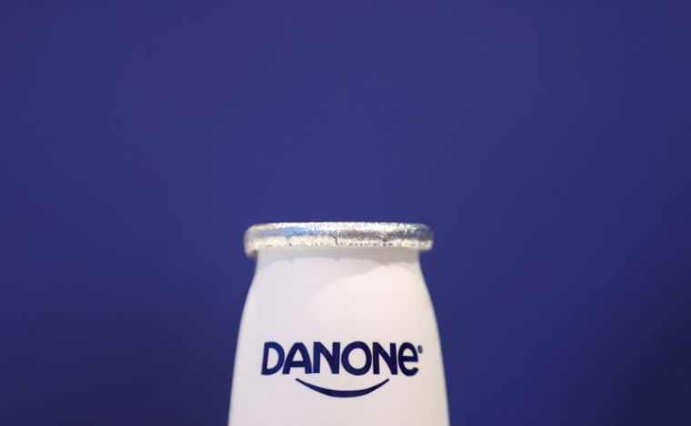 DANONE VISE UNE LISTE RESTREINTE EN MAI POUR SON NOUVEAU PATRON, SELON UNE SOURCE