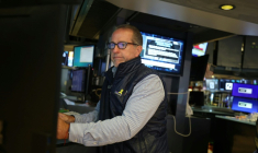Un opérateur à la Bourse de New York le 15 septembre 2025 ( AFP / TIMOTHY A. CLARY )