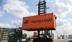 Conteneur Hapag-Lloyd dans le port de Hambourg