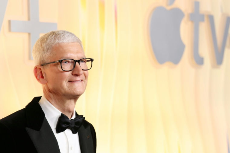 Le PDG d'Apple, Tim Cook, lors des Emmy Awards d'Apple TV+ à West Hollywood, en Californie, le 14 septembre 2025 ( AFP / Michael Tran )