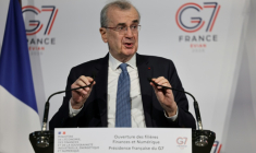 Le gouverneur de la Banque de France, François Villeroy de Galhau, au ministère de l'Economie à Paris le 3 février 2026 ( AFP / Ludovic MARIN )