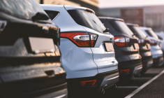 En raison de la pandémie mondiale, le secteur de l’automobile Français enregistre les pires résultats de son histoire depuis 1975. crédit photo : alexfan32/Shutterstock / alexfan32