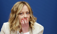 Giorgia Meloni lors d'une conférence de presse