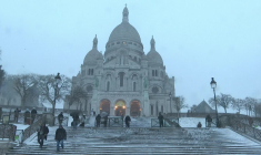 Nouvel épisode de neige et verglas: Montmartre sous un manteau blanc