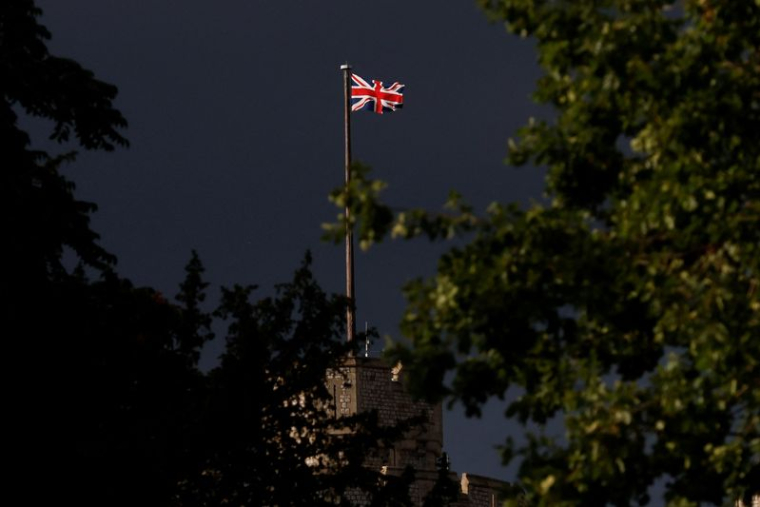 Un drapeau Union Jack flotte au château de Windsor