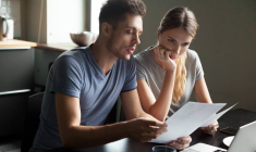 Immobilier, les banques demandent un apport personnel plus important / iStock-fizkes