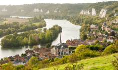Le marché de l'immobilier de déplace hors grandes villes - iStock-Tashka