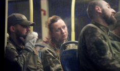 PLUS DE LA MOITIÉ DES COMBATTANTS UKRAINIENS ONT QUITTÉ AZOVSTAL, SELON UN DIRIGEANT SÉPARATISTE PRO-RUSSE