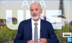 Nouvelle-Calédonie: "Emmanuel Macron sort le grand je"