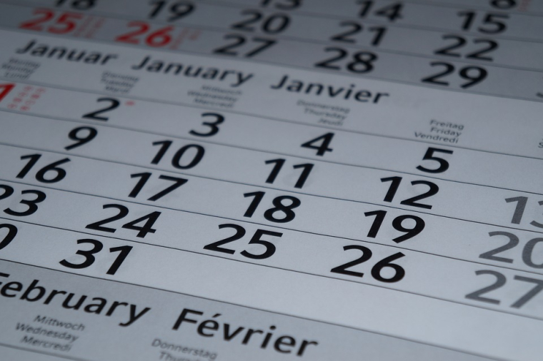 Il existe certaines astuces pour éviter de se faire avoir par ces faux vendeurs de calendriers. (Illustration) (FIXIPIXI_DELUXE / PIXABAY)