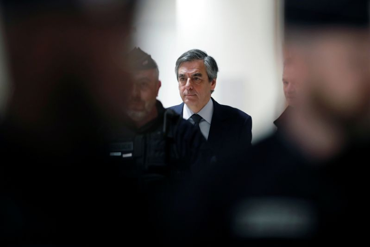 FRANÇOIS FILLON CONDAMNÉ À UN AN DE PRISON FERME EN APPEL, SELON LES MÉDIAS