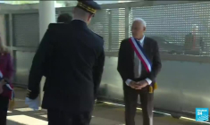 Nouvel accueil mouvementé pour E. Macron, venu parler éducation dans l'Hérault