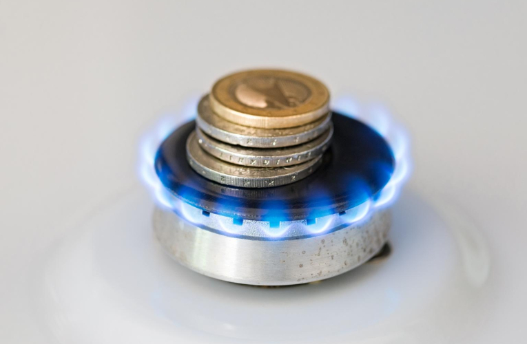 Le bouclier tarifaire mis en place par le gouvernement a pour but de contenir l’inflation des prix de l’énergie. ( crédit photo : Getty Images )