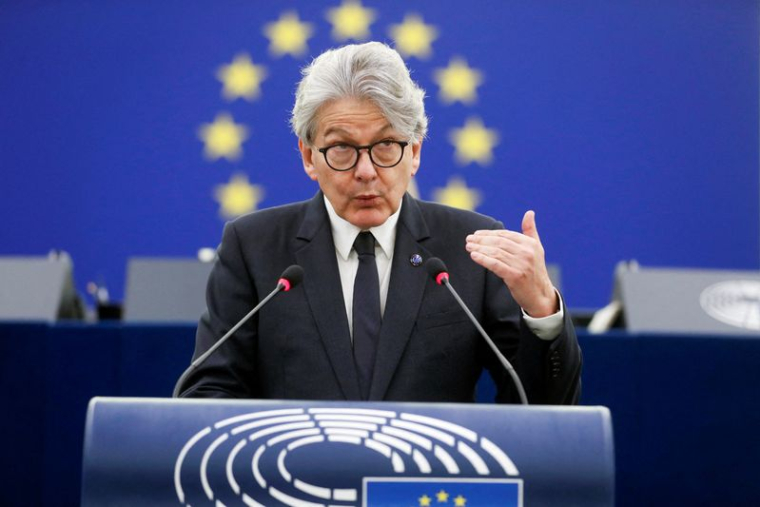 NUCLÉAIRE DE NOUVELLE GÉNÉRATION: L'UE DEVRA INVESTIR 500 MILLIARDS D'EUROS D'ICI 2050