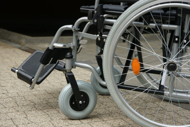 La panne d'ascenseur qui empêche une femme en fauteuil roulant de sortir de son logement de Rennes (Ille-et-Vilaine) a débuté le 27 juin dernier. Photo d'illustration. (BeatriceBB /Pixabay)