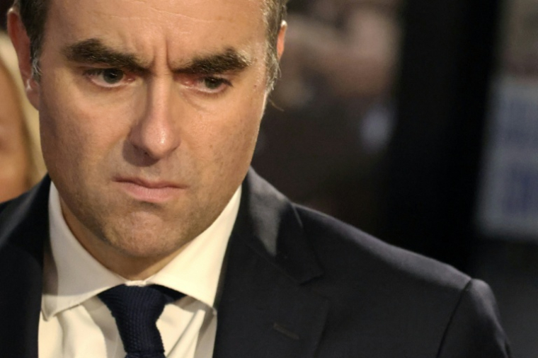 Le Premier ministre démissionnaire Sébastien Lecornu à Paris, le 7 octobre 2025 ( POOL / Ludovic MARIN )
