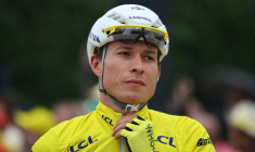 Jasper Philipsen avant le départ de la 2ème étape du Tour de France