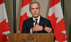 Le Premier ministre canadien Mark Carney lors d'une conférence de presse en marge du 47e Sommet de l'Association des nations de l'Asie du Sud-Est (Asean) à Kuala Lumpur, le 27 octobre 2025 en Malaisie ( AFP / Arif Kartono )
