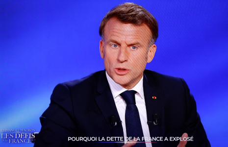 Emmanuel Macron à Saint-Denis, le 13 mai 2025. ( AFP / LUDOVIC MARIN )