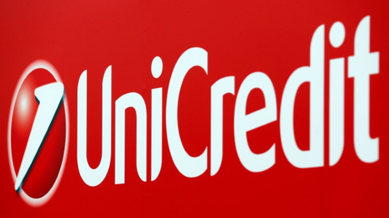 UNICREDIT DEMANDERAIT TROP POUR PIONEER