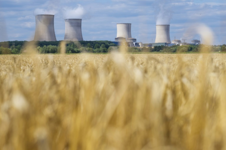 La France insiste particulièrement sur le concept de "neutralité technologique" pour que le nucléaire fasse l'objet d'un traitement similaire à celui des énergies renouvelables dans la législation européenne ( AFP / Jean-Christophe VERHAEGEN )