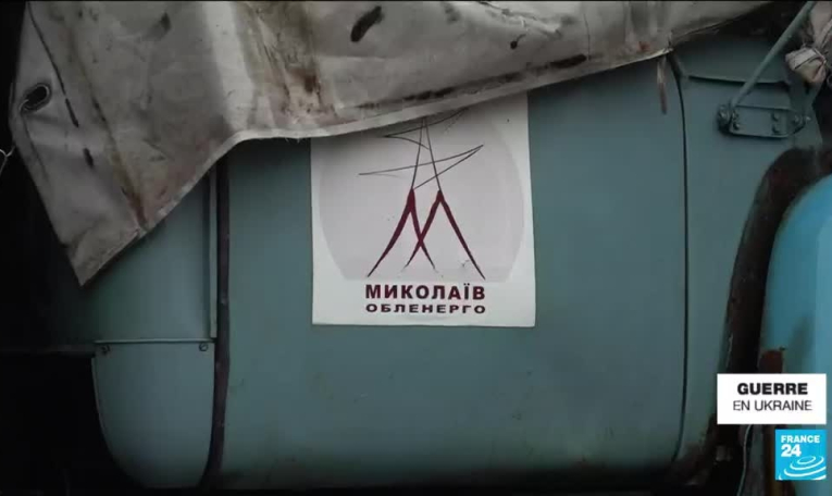 Guerre en Ukraine : réparer le réseau électrique, un défi vital en période hivernale