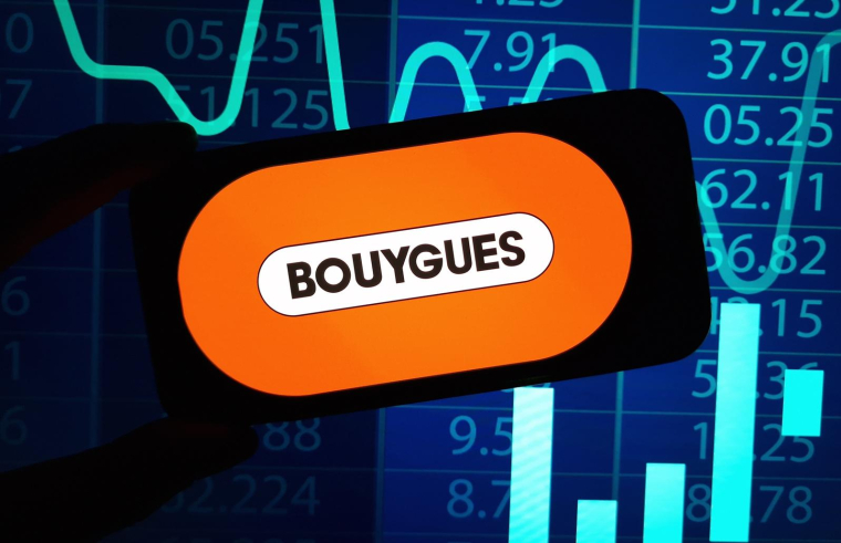 A 41,9 MdsEUR, le chiffre d'affaires du conglomérat est resté quasi stable (+0,9% en données totales et +0,8% en organique), grâce notamment aux métiers de la construction et à la contribution sur 9 mois de La Poste Telecom. (Crédits: Adobe Stock)