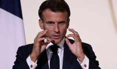 Photo d'archives: Le président Emmanuel Macron prononce un discours à Paris