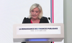 Sans "rupture politique, la France court vers le défaut" de paiement, lance Le Pen
