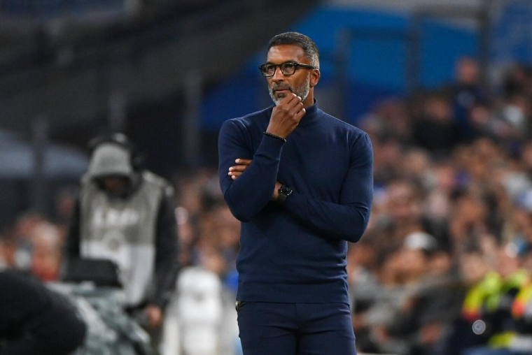 Beye : « J'aurais pu sortir 90% de l'équipe à la mi-temps »