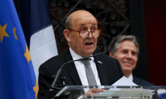 LA FRANCE RAPPELLE SES AMBASSADEURS AUX ETATS-UNIS ET EN AUSTRALIE
