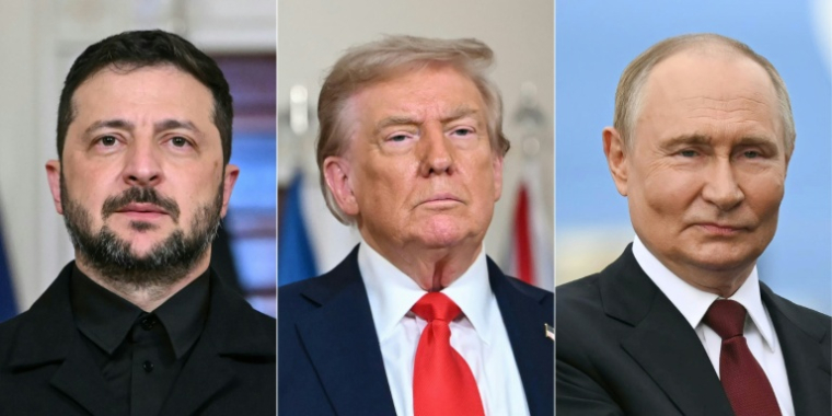 Ce combo montre de gauche à droite le président ukrainien Volodymyr Zelensky et le président américain Donald Trump à Washington, le 18 août 2025, et le président russe Vladimir Poutine à Anchorage, en Alaska, le 15 août 2025 ( AFP / ANDREW CABALLERO-REYNOLDS )