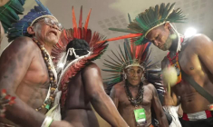 COP30: Des peuples autochtones poursuivent leur manifestation