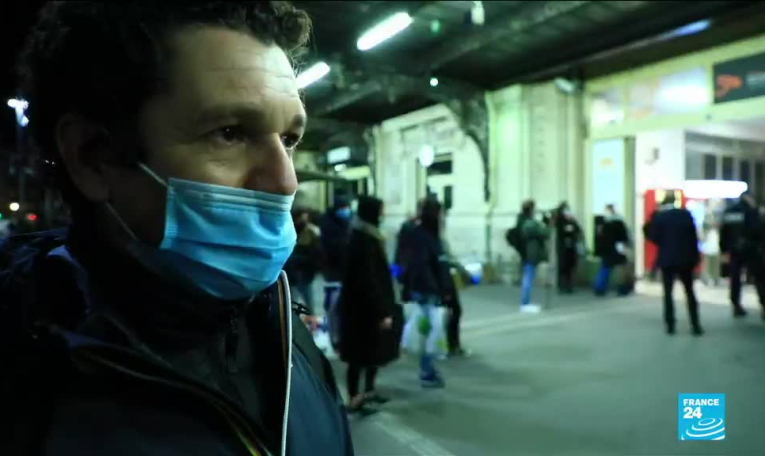 Retour du couvre-feu en France : interdiction de circuler de 20h à 6h