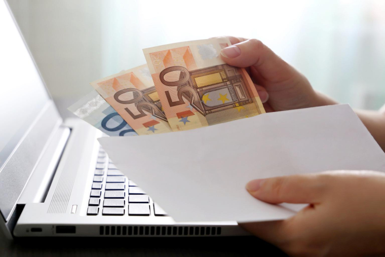 La méthode des enveloppes est une technique permettant de gérer son budget. ( crédit photo : Shutterstock )
