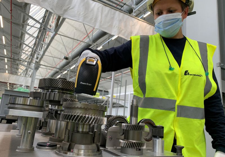 CONTRACTION DE L'ACTIVITÉ MANUFACTURIÈRE EN FRANCE, RALENTISSEMENT DANS LES SERVICES