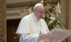 DANS SON MESSAGE DE NOËL, LE PAPE APPELLE LES ETATS À PARTAGER LES VACCINS CONTRE LE CORONAVIRUS