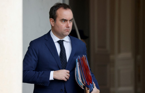 Sébastien Lecornu à Paris, le 19 février 2025. ( AFP / LUDOVIC MARIN )