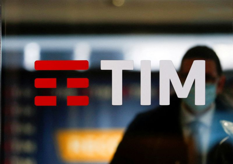 TELECOM ITALIA REJETTE UNE DEMANDE DE DUE DILIGENCE VENANT DE KKR