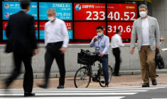 LA BOURSE DE TOKYO FINIT EN  BAISSE
