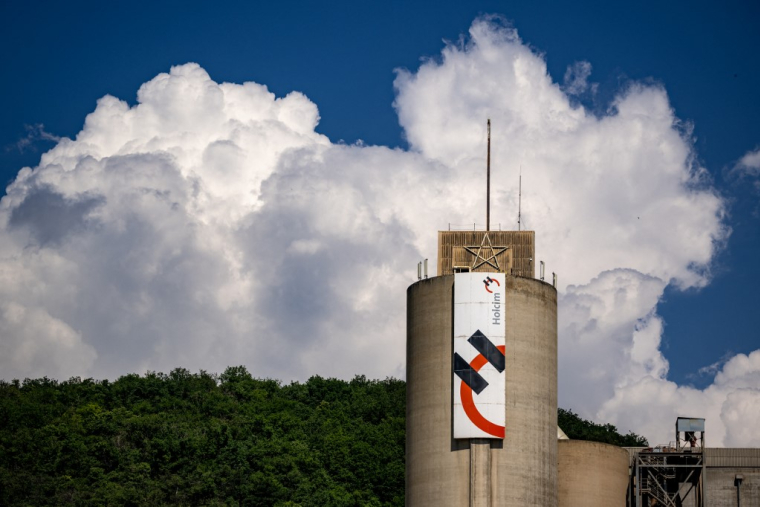( AFP / FABRICE COFFRINI )